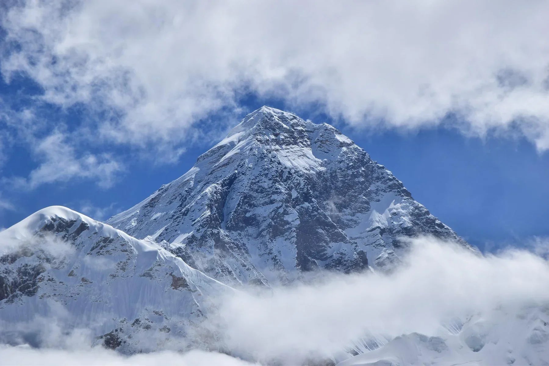 Reaching the Top: 70 Years of Everest